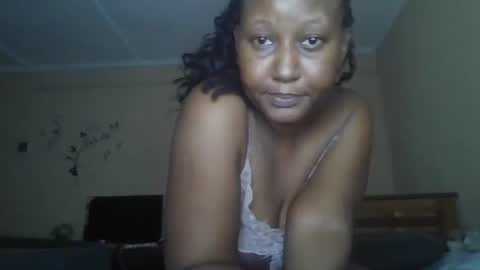 scarlet_25142359 online show from October 4, 2025, 9:57 pm