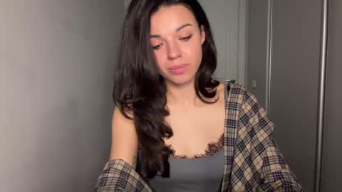Snapshot of scarlet_daisy_ chatting on April 28, 2026, 7:02 am Sophie online show from April 28, 2026, 7:02 am