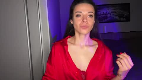 Sophie online show from July 13, 2026, 7:55 am