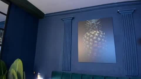 Scarlet Edwars online show from February 11, 2025, 1:10 am