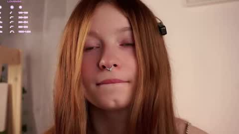 scarlet_fever10 online show from October 20, 2025, 12:16 pm