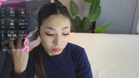 scarlet_ice online show from November 26, 2025, 5:19 am