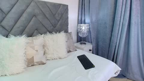 Snapshot of scarlet_queen7 chatting on May 1, 2026, 6:34 pm scarlet_queen7 online show from May 1, 2026, 6:34 pm