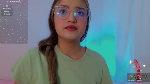 Snapshot of scarlet_rose__ chatting on September 10, 2025, 4:12 am Scarlet  online show from September 10, 2025, 4:12 am