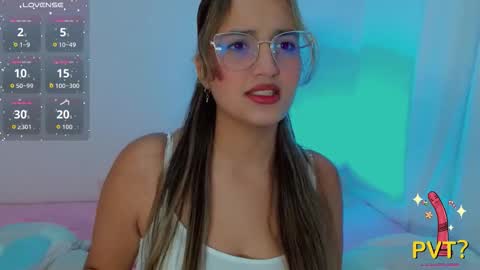 Snapshot of scarlet_rose__ chatting on September 11, 2025, 4:12 am Scarlet  online show from September 11, 2025, 4:12 am