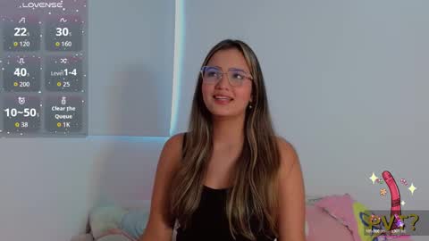 Snapshot of scarlet_rose__ chatting on October 17, 2025, 8:44 pm Scarlet  online show from October 17, 2025, 8:44 pm