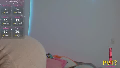 Snapshot of scarlet_rose__ chatting on October 20, 2025, 9:26 pm Scarlet  online show from October 20, 2025, 9:26 pm