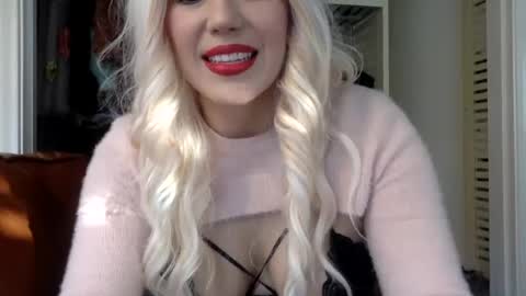 scarlet whisper online show from December 8, 2024, 11:19 pm