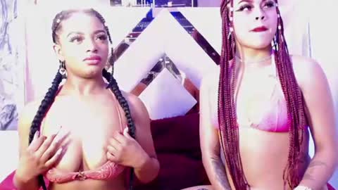 scarlet and roxane online show from July 28, 2026, 6:20 am