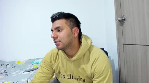 ScarletandRyan28 online show from March 1, 2025, 7:19 am