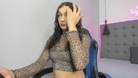 Snapshot of scarletcherry18 chatting on May 3, 2026, 4:07 am scarlet online show from May 3, 2026, 4:07 am