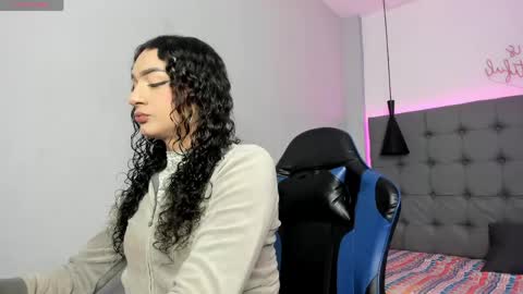 Snapshot of scarletcherry18 chatting on May 26, 2026, 3:46 am scarlet online show from May 26, 2026, 3:46 am