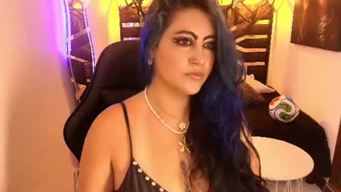 Snapshot of scarleth_bluee chatting on July 2, 2026, 2:55 am Scarleth online show from July 2, 2026, 2:55 am