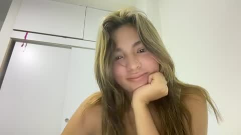 Scarleth mike online show from June 28, 2026, 5:13 am