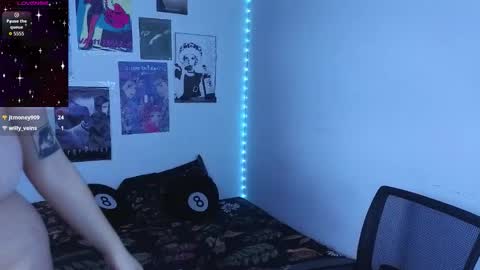 Snapshot of scarleth_shadow1 chatting on February 18, 2026, 1:29 pm Scarleth Independent model online show from February 18, 2026, 1:29 pm