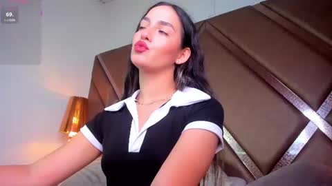 Snapshot of scarlethcollins_ chatting on June 21, 2026, 11:57 am Scarleth online show from June 21, 2026, 11:57 am