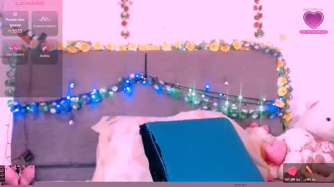 scarlethh hott online show from January 15, 2026, 11:48 am