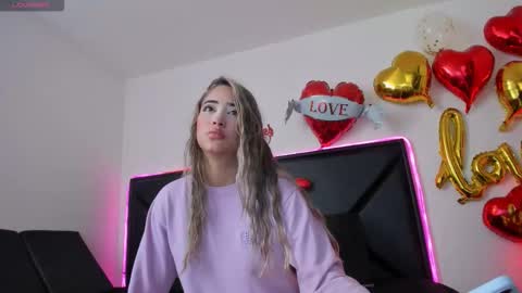 Snapshot of scarletkent chatting on February 16, 2026, 1:18 pm ScarletKent online show from February 16, 2026, 1:18 pm