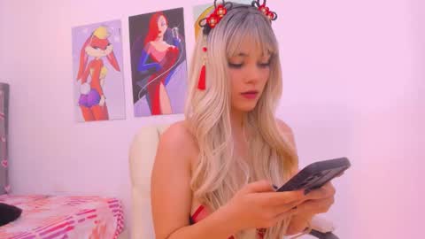 Scarletliz online show from November 24, 2025, 8:30 pm