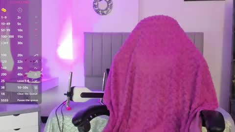 Scarlett online show from October 5, 2025, 3:38 am