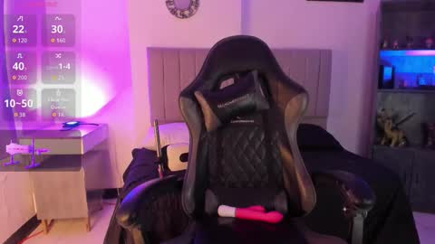 Snapshot of scarlett21__ chatting on December 19, 2025, 6:04 pm Scarlett online show from December 19, 2025, 6:04 pm