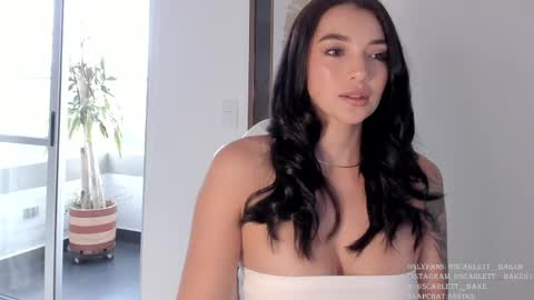 juli online show from February 26, 2025, 8:11 pm