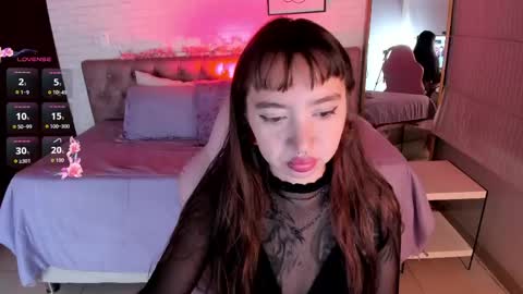 Snapshot of scarlett__cooper__ chatting on June 1, 2026, 11:45 am Scarlett online show from June 1, 2026, 11:45 am
