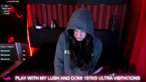 SCARLETT FOX  online show from December 16, 2024, 5:43 pm