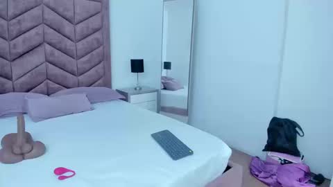 Snapshot of scarlett__noir chatting on March 14, 2026, 3:06 pm scarlett__noir online show from March 14, 2026, 3:06 pm