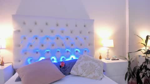 Snapshot of scarlett_bunnyy_ chatting on May 1, 2026, 8:02 pm Bunny online show from May 1, 2026, 8:02 pm