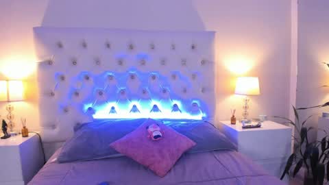 Snapshot of scarlett_bunnyy_ chatting on May 22, 2026, 8:36 pm Bunny online show from May 22, 2026, 8:36 pm