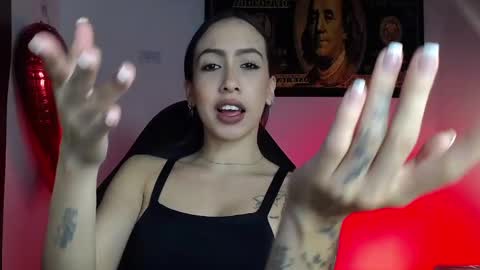 Snapshot of scarlett_buttock chatting on March 5, 2025, 4:02 pm Scarlett online show from March 5, 2025, 4:02 pm