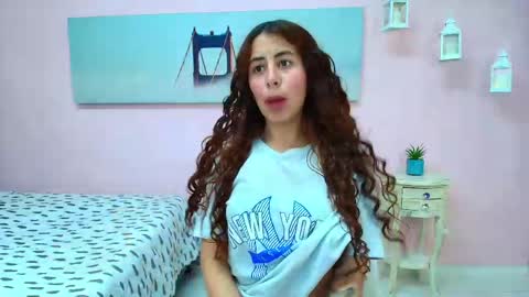 Snapshot of scarlett_clyde chatting on May 14, 2026, 12:23 pm Scarlett online show from May 14, 2026, 12:23 pm