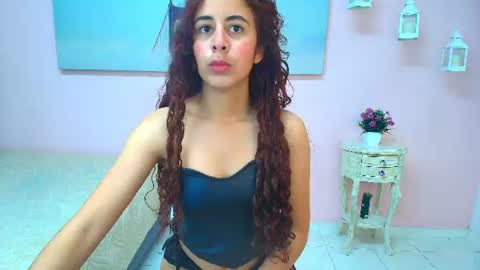 Snapshot of scarlett_clyde chatting on July 7, 2026, 12:42 pm Scarlett online show from July 7, 2026, 12:42 pm