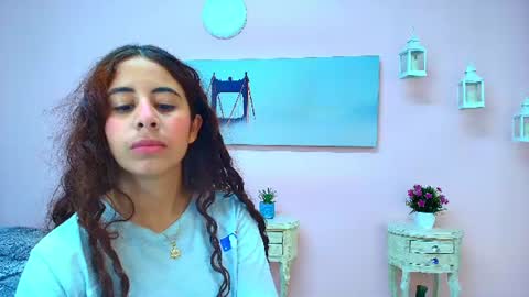 Snapshot of scarlett_clyde chatting on July 18, 2026, 12:20 pm Scarlett online show from July 18, 2026, 12:20 pm
