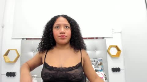 scarlett_fox20 online show from January 9, 2025, 11:25 am