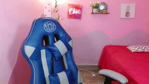 Snapshot of scarlett_rox chatting on January 10, 2026, 1:46 pm Scarlett 3 online show from January 10, 2026, 1:46 pm