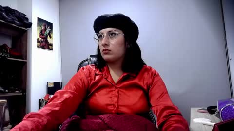 Mistress Scarlett online show from May 6, 2026, 4:01 pm
