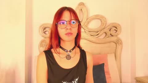 scarlett smith 3 online show from March 16, 2026, 2:39 am