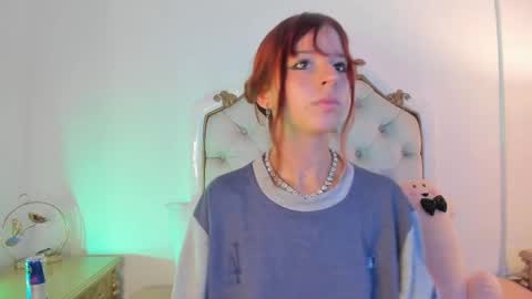 Snapshot of scarlett_smith_3 chatting on June 2, 2026, 2:24 am scarlett smith 3 online show from June 2, 2026, 2:24 am