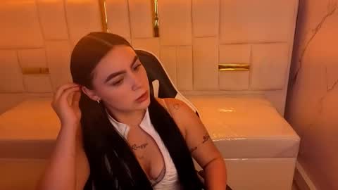 Scarlett online show from September 27, 2025, 12:54 pm