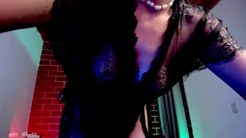 Scarlett  online show from December 22, 2025, 4:04 pm