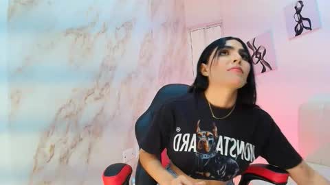 Snapshot of scarlett_vael chatting on February 24, 2026, 2:04 pm Scarlett online show from February 24, 2026, 2:04 pm