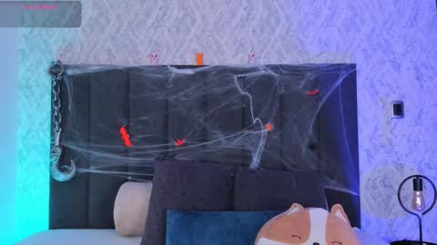 Scarlett online show from October 30, 2025, 5:09 am