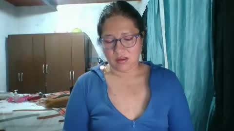 scarlett_widow online show from October 5, 2025, 4:33 am