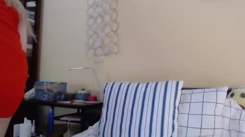 Snapshot of scarlettford chatting on February 23, 2025, 3:40 pm Scarlett online show from February 23, 2025, 3:40 pm