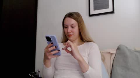 Snapshot of scarlettford chatting on October 23, 2025, 4:39 pm Scarlett online show from October 23, 2025, 4:39 pm