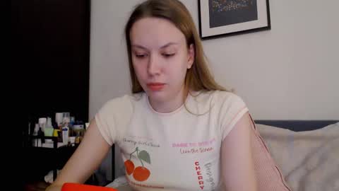 Scarlett online show from February 8, 2026, 3:48 pm