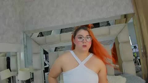SCARLET online show from May 12, 2026, 3:03 am