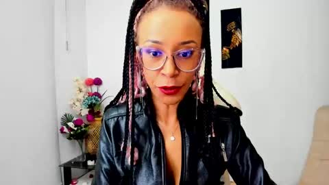 Scarlett online show from March 4, 2025, 11:43 pm